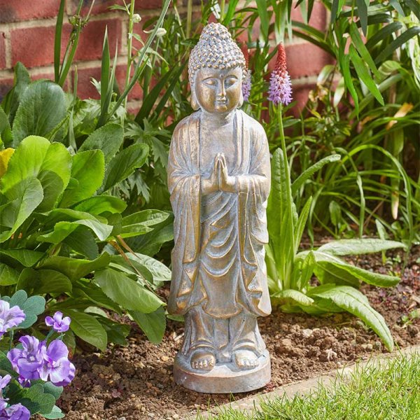 Flamboya Praying Buddha