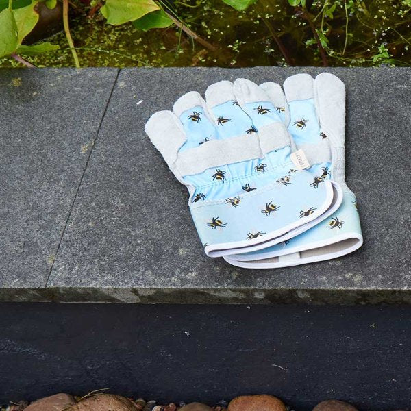 Briers Bees Premium Lightweight Rigger Med/ Size 8