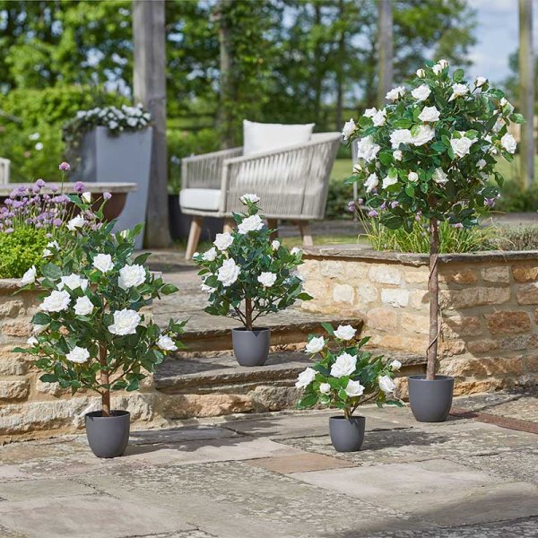 Faux Décor Regent's Roses - White 80cm