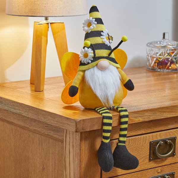 Elvedon BuzzGonk Seated