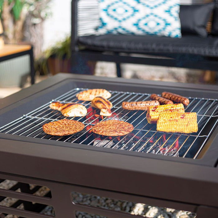 La Hacienda Elda Fire Pit