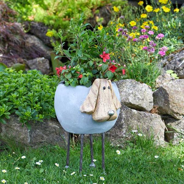 Flamboya-Woodstone-Dog-Planter